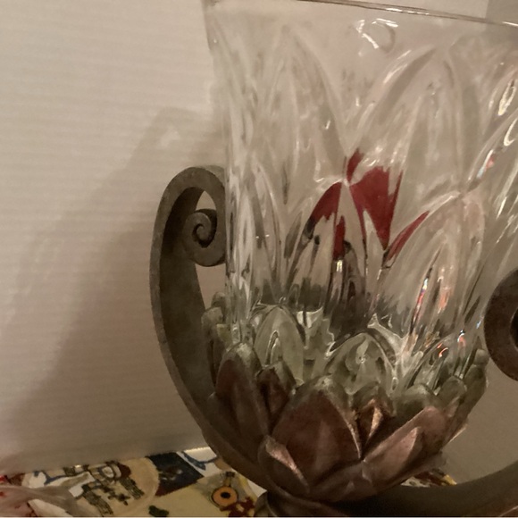 Rochester lamp ,red bulb lites up. - Picture 2 of 5